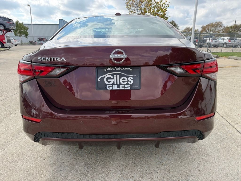 New 2025 Nissan Sentra SV Sedan