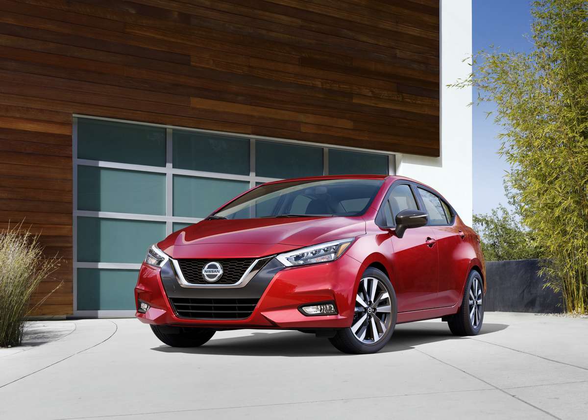 nissan versa