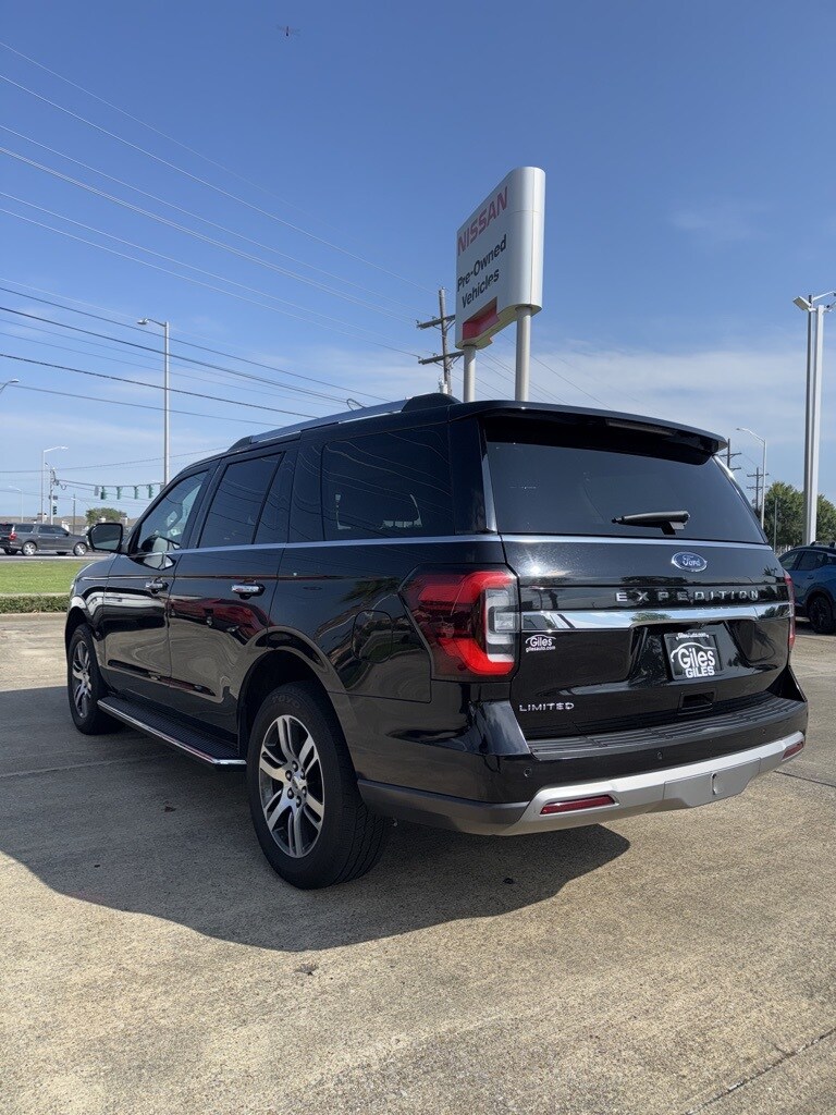 2023 Ford Expedition Limited photo 4