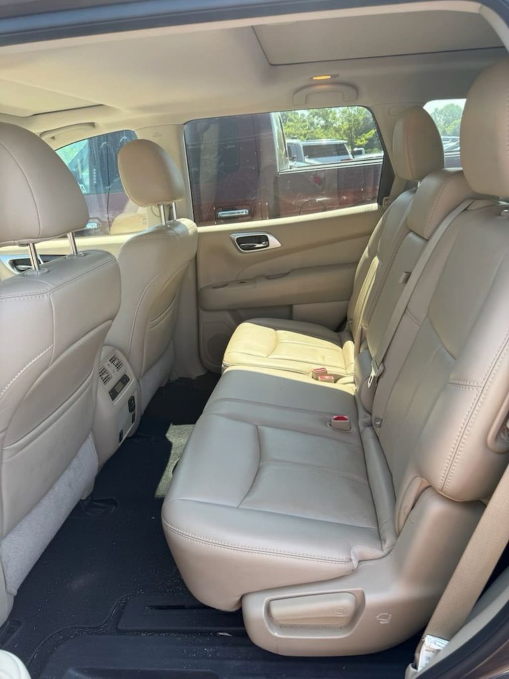 Used 2016 Nissan Pathfinder SL SUV