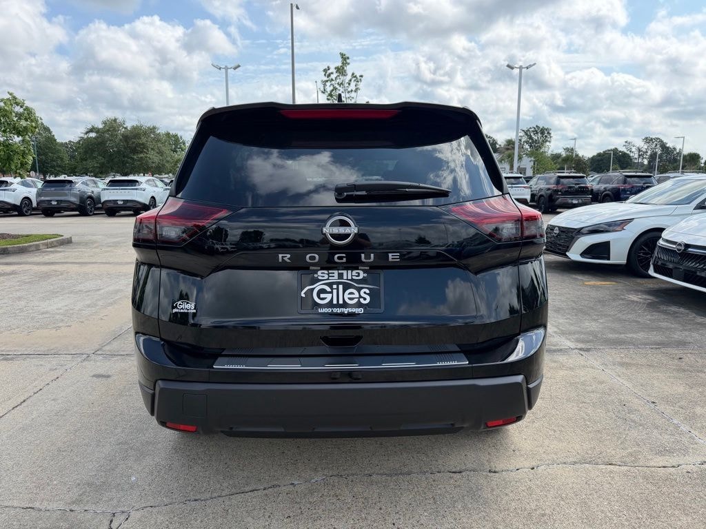 New 2026 Nissan Rogue SV SUV