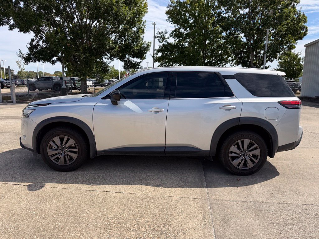 Used 2023 Nissan Pathfinder S SUV