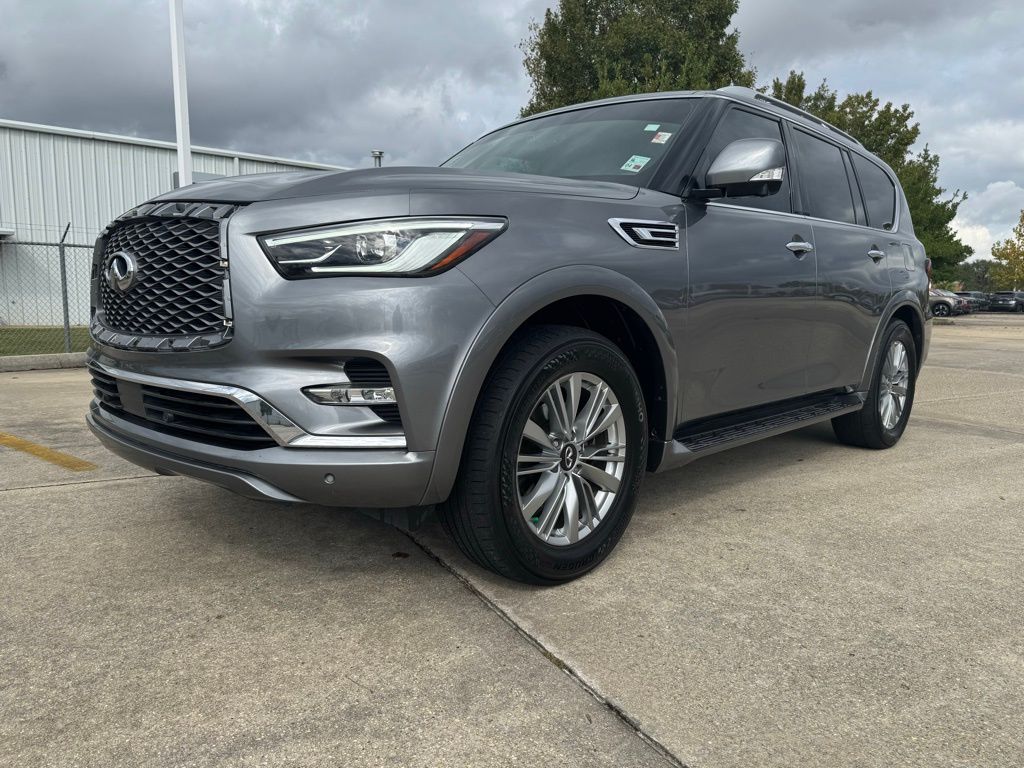2018 INFINITI QX80 Base's photo