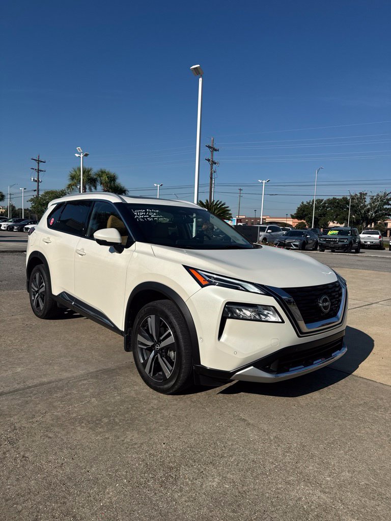 Used 2023 Nissan Rogue Platinum SUV