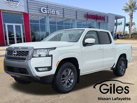 2025 Nissan Frontier SV Truck