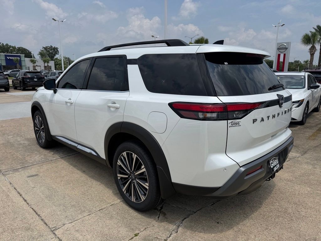 New 2026 Nissan Pathfinder Platinum SUV