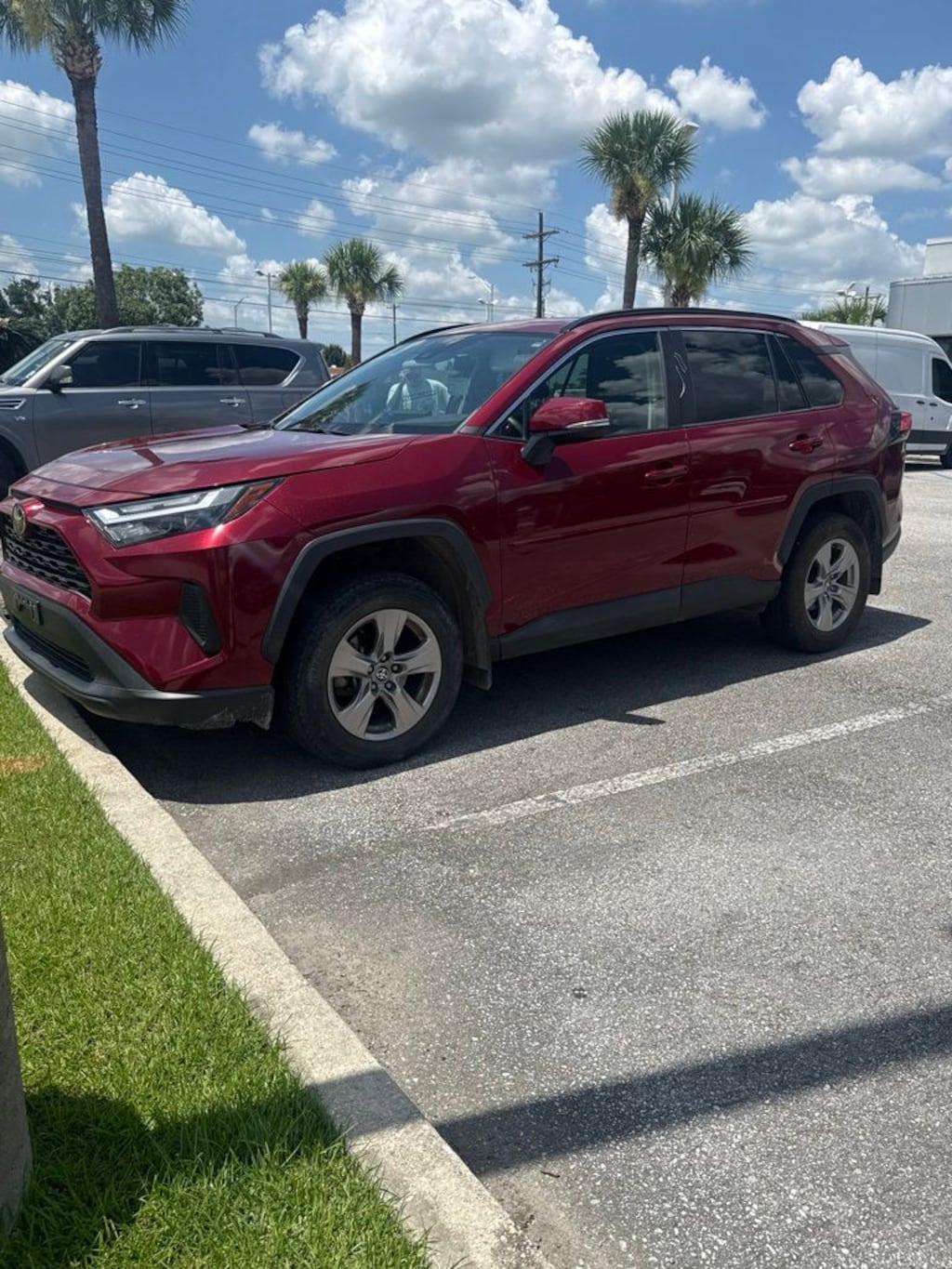 Used 2022 Toyota RAV4 XLE SUV