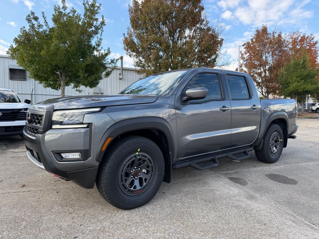 2026 Nissan Frontier PRO-X's photo