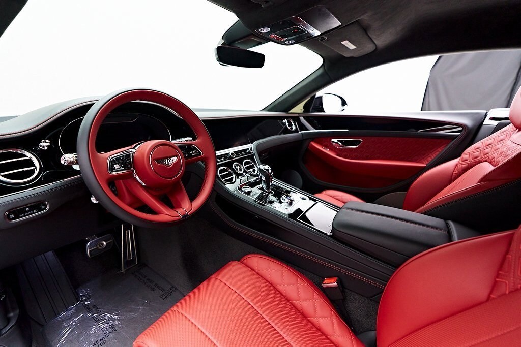 2022 Bentley Continental GT V8 photo 2