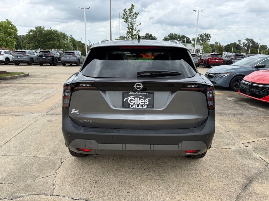 New 2026 Nissan Kicks SV SUV