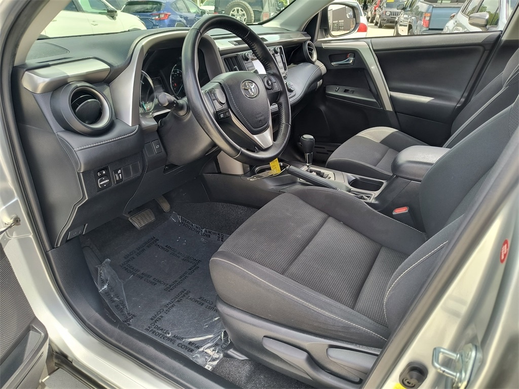 Used 2016 Toyota RAV4 Hybrid XLE SUV