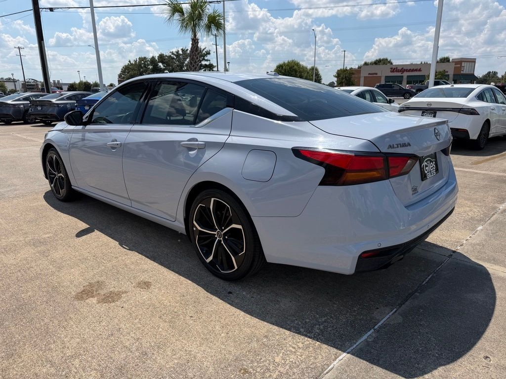 Used 2023 Nissan Altima 2.5 SR Sedan
