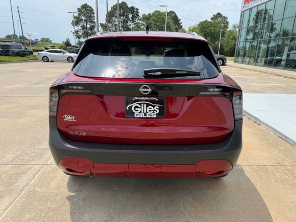 New 2026 Nissan Kicks SV SUV
