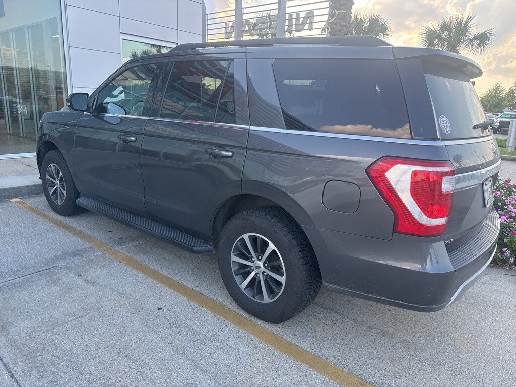 2020 Ford Expedition XLT photo 3