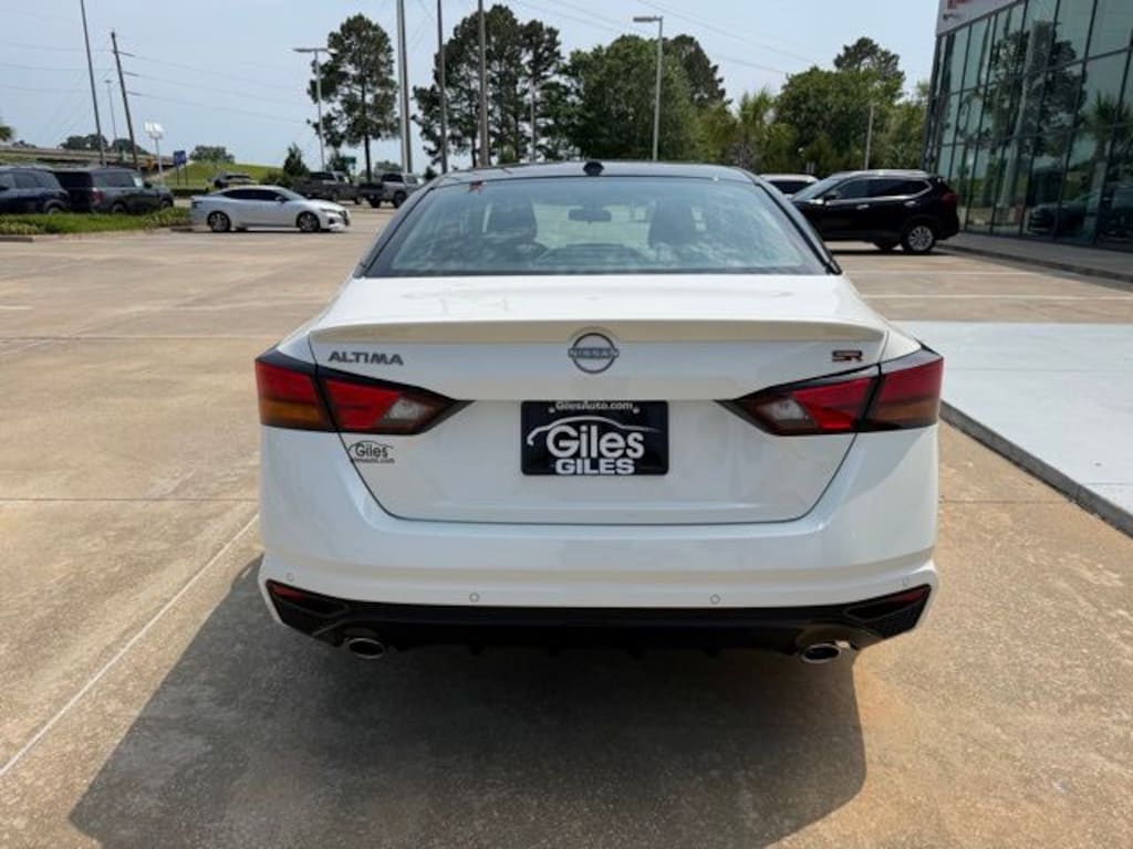 New 2026 Nissan Altima 2.5 SR Sedan