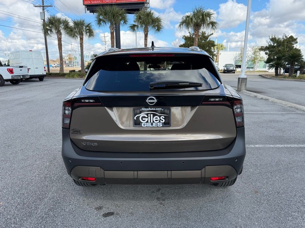 Used 2026 Nissan Kicks SV SUV