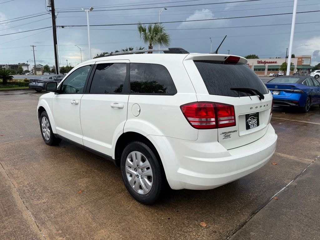Used 2017 Dodge Journey SE SUV