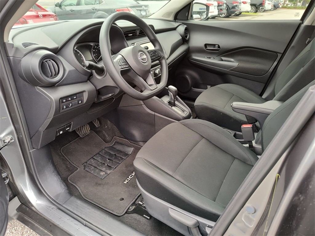 Used 2024 Nissan Kicks S with VIN 3N1CP5BV7RL519760 for sale in Lafayette, LA