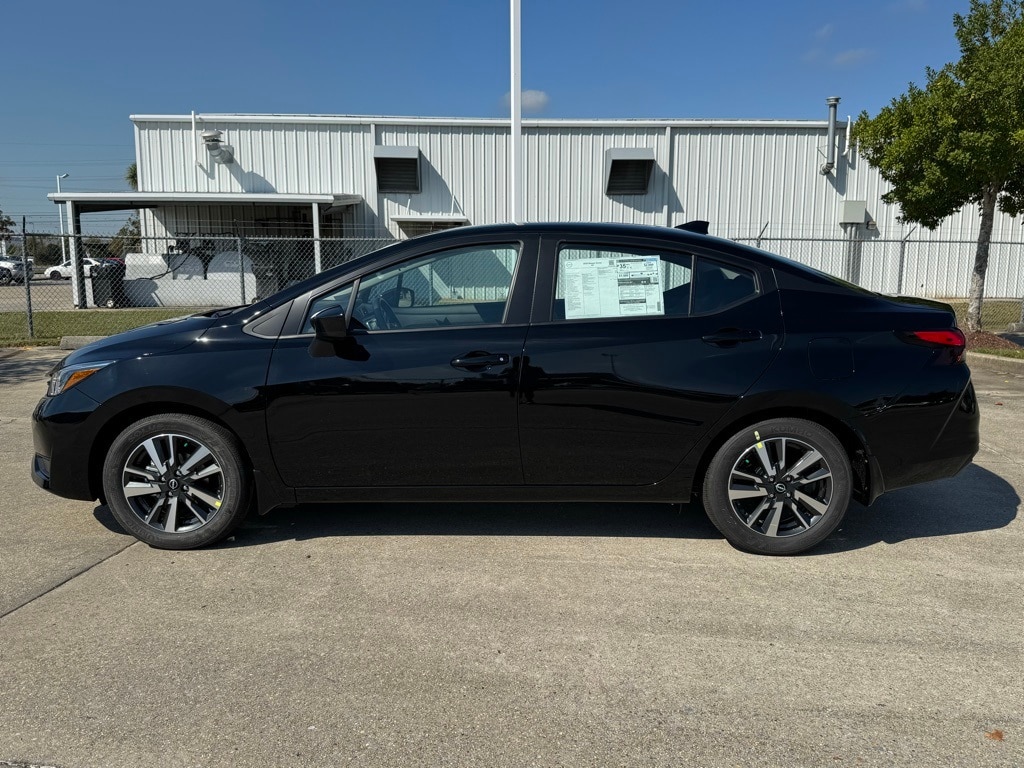 New 2025 Nissan Versa 1.6 SV Sedan