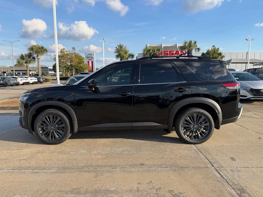 New 2026 Nissan Pathfinder SL SUV