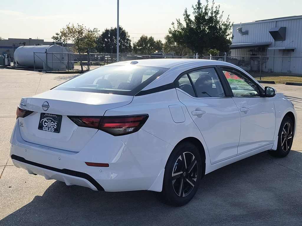 2025 Nissan Sentra SV photo 4