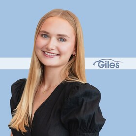 Staff member Sophie Hebert from ID_83d990257391