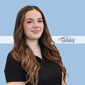 Staff member Izabelle Pomier from ID_4157a7bfec59