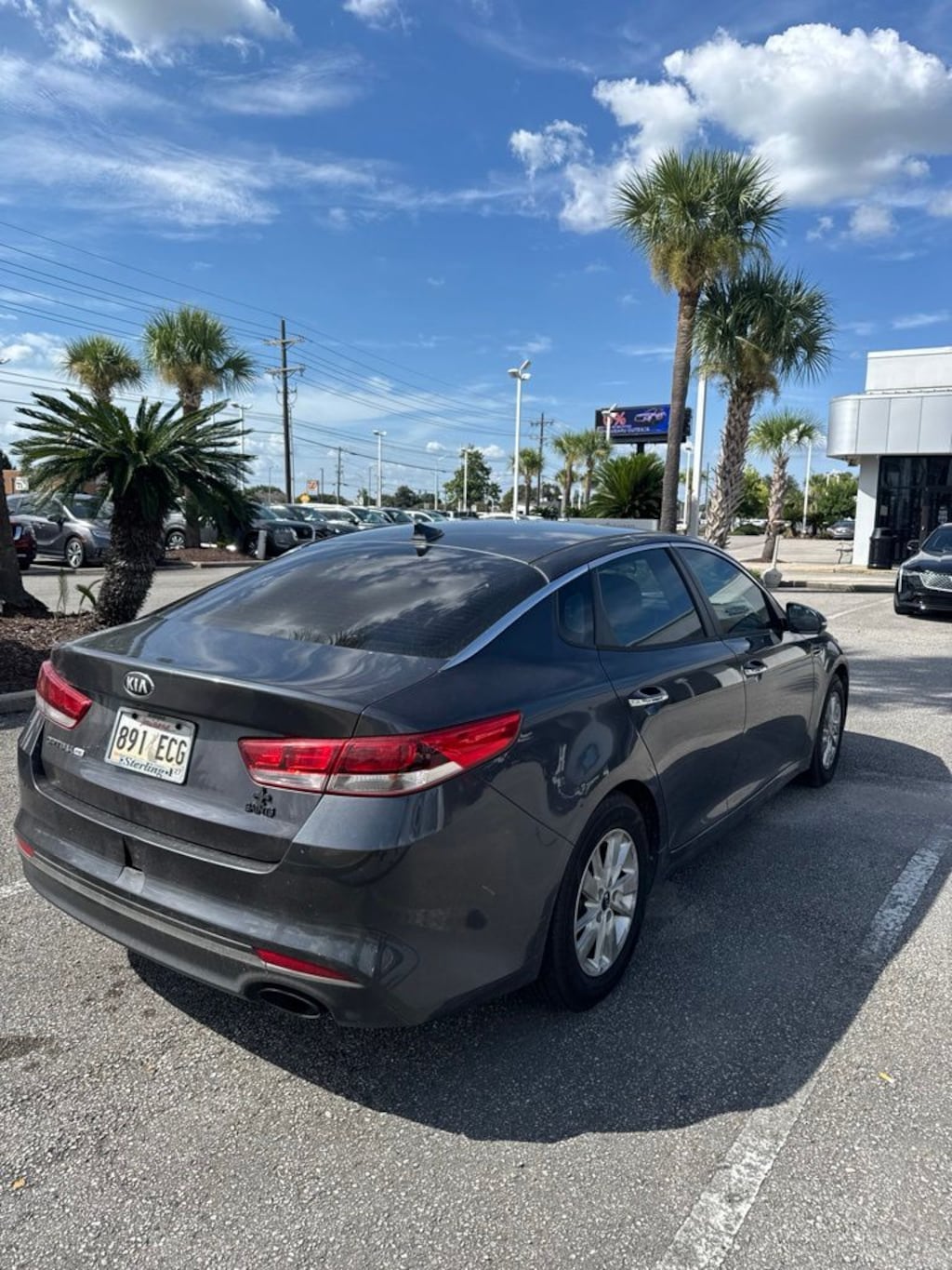 Used 2017 Kia Optima LX Sedan