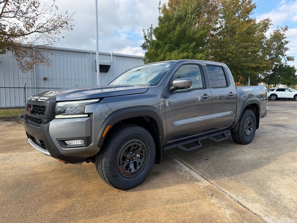 2026 Nissan Frontier PRO-4X's photo