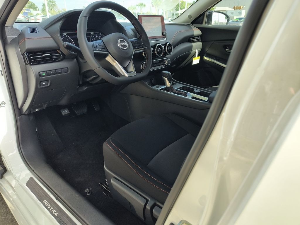New 2025 Nissan Sentra SR Sedan