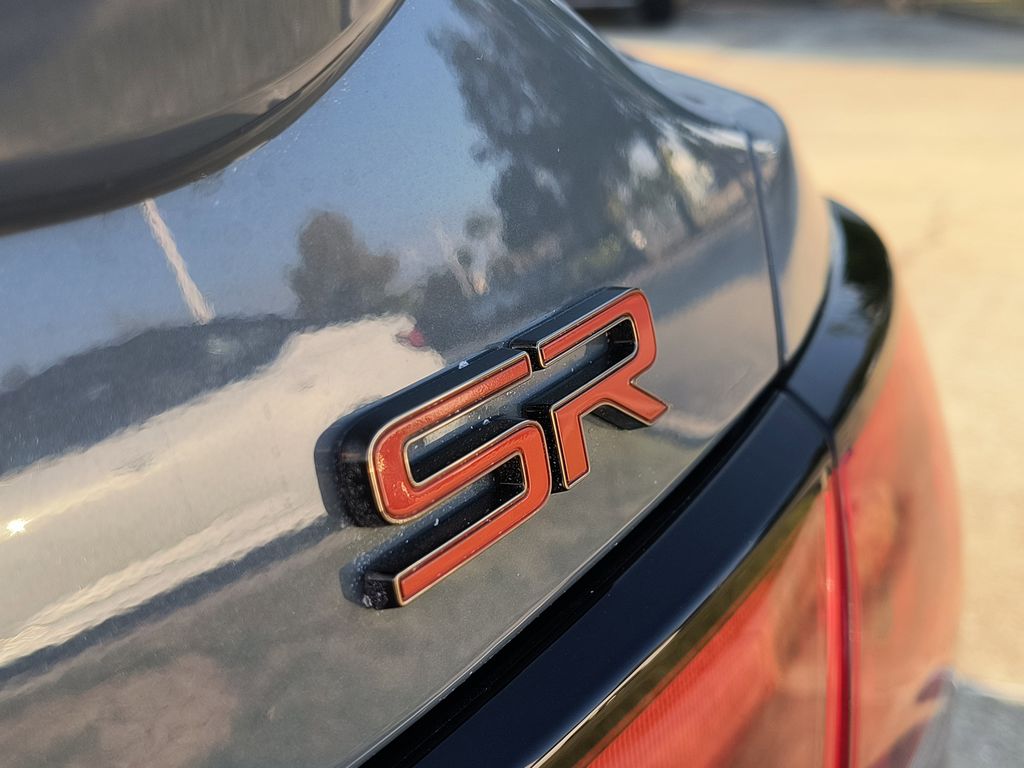 2025 Nissan Sentra SR photo 4