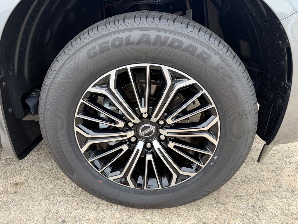 2026 Nissan Armada SL - Photo 9