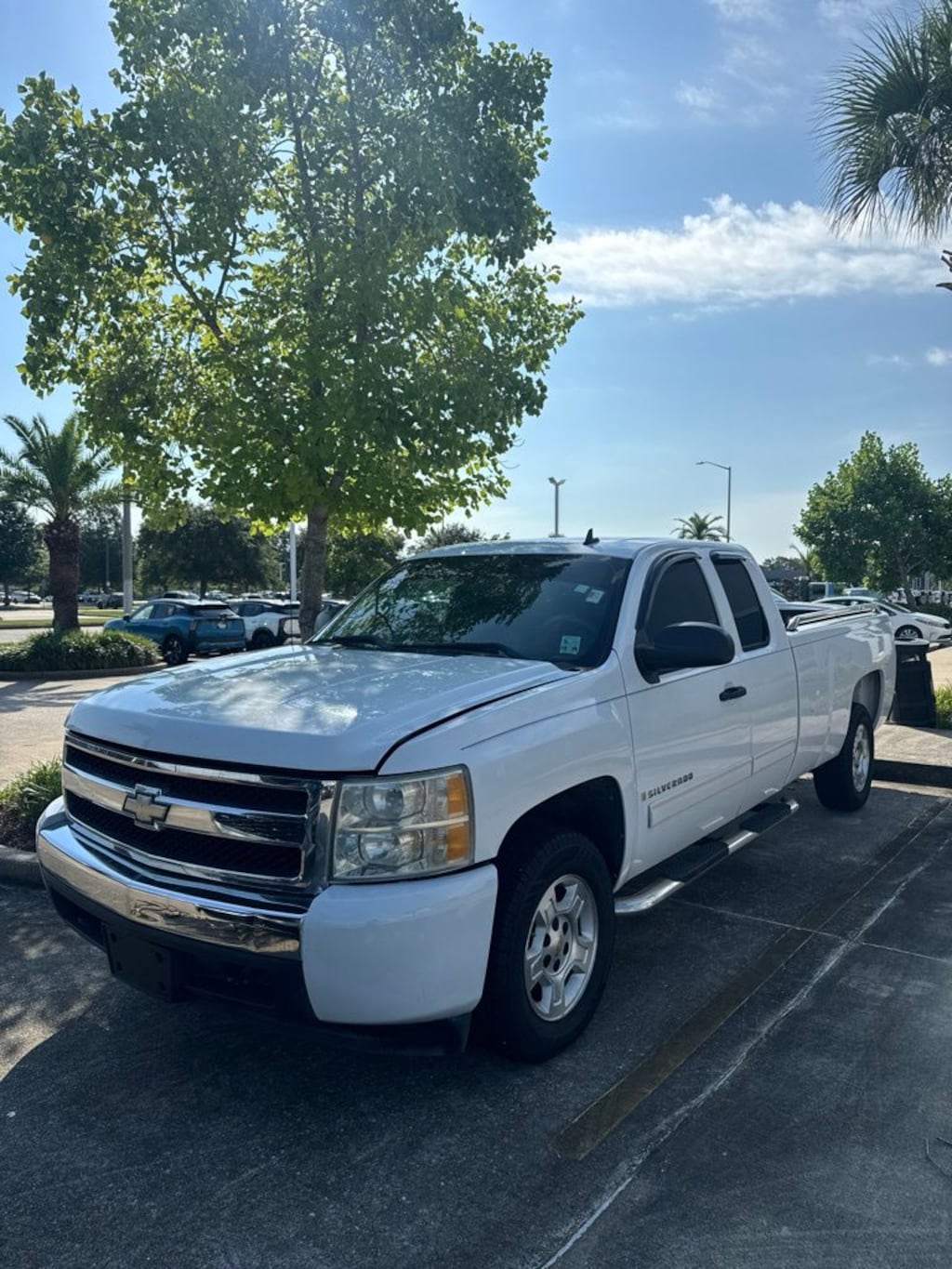 Used 2009 Chevrolet Silverado 1500 LT Truck