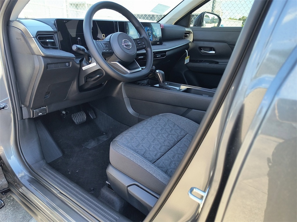 New 2026 Nissan Kicks SV SUV