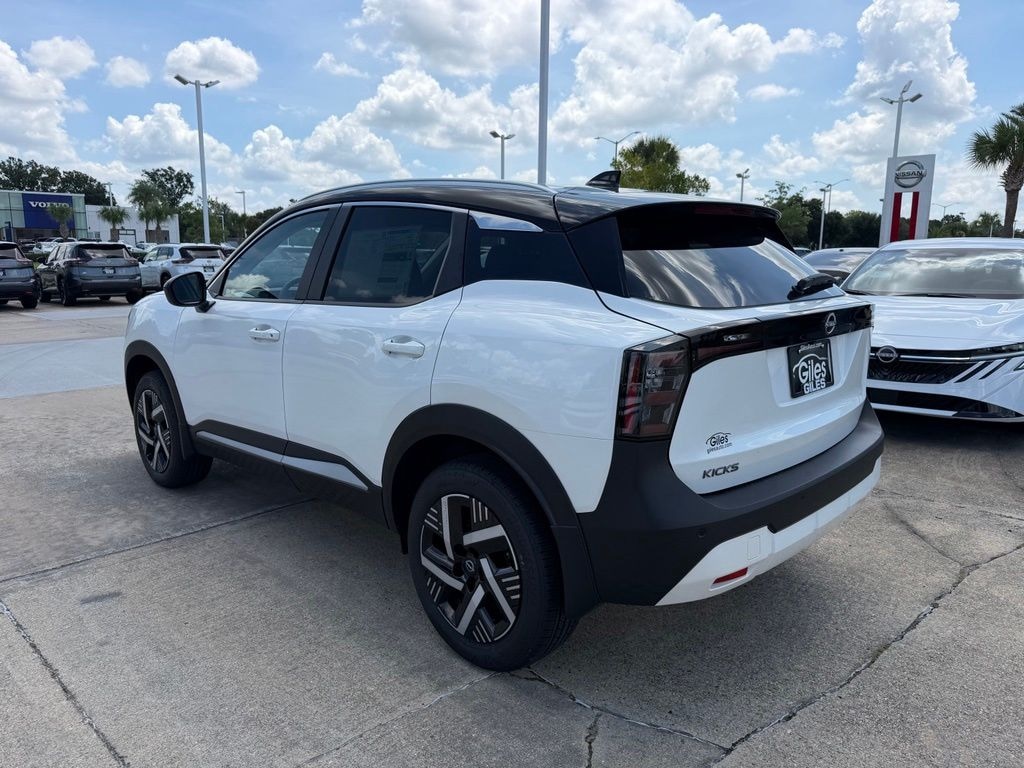 New 2026 Nissan Kicks SV SUV