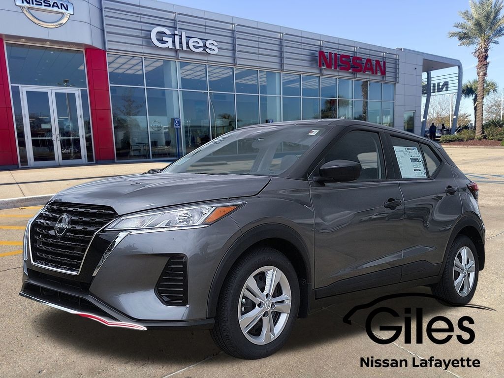 New 2025 Nissan Kicks Play S SUV