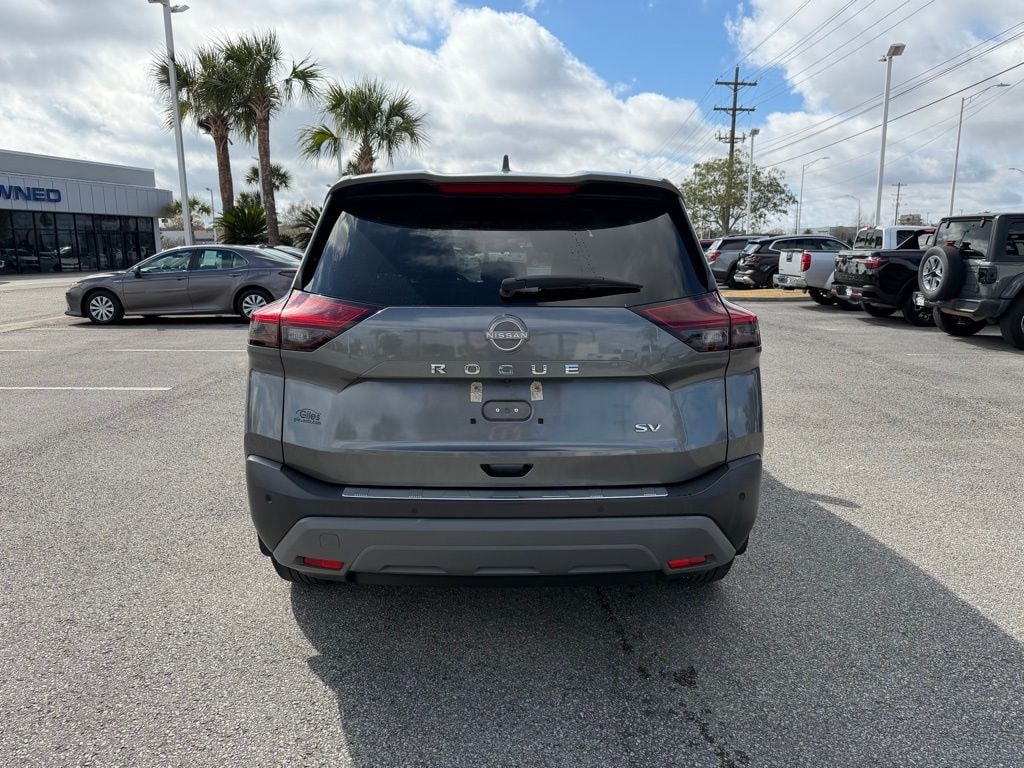 Used 2022 Nissan Rogue SV SUV