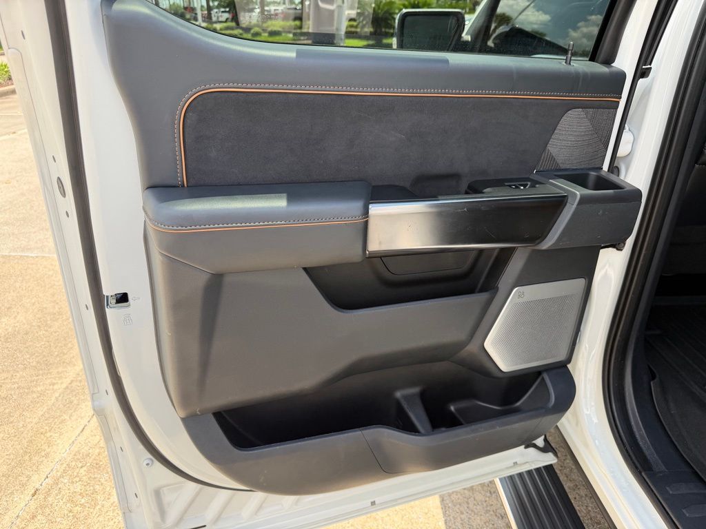 2023 Ford F-150 Platinum - Photo 15