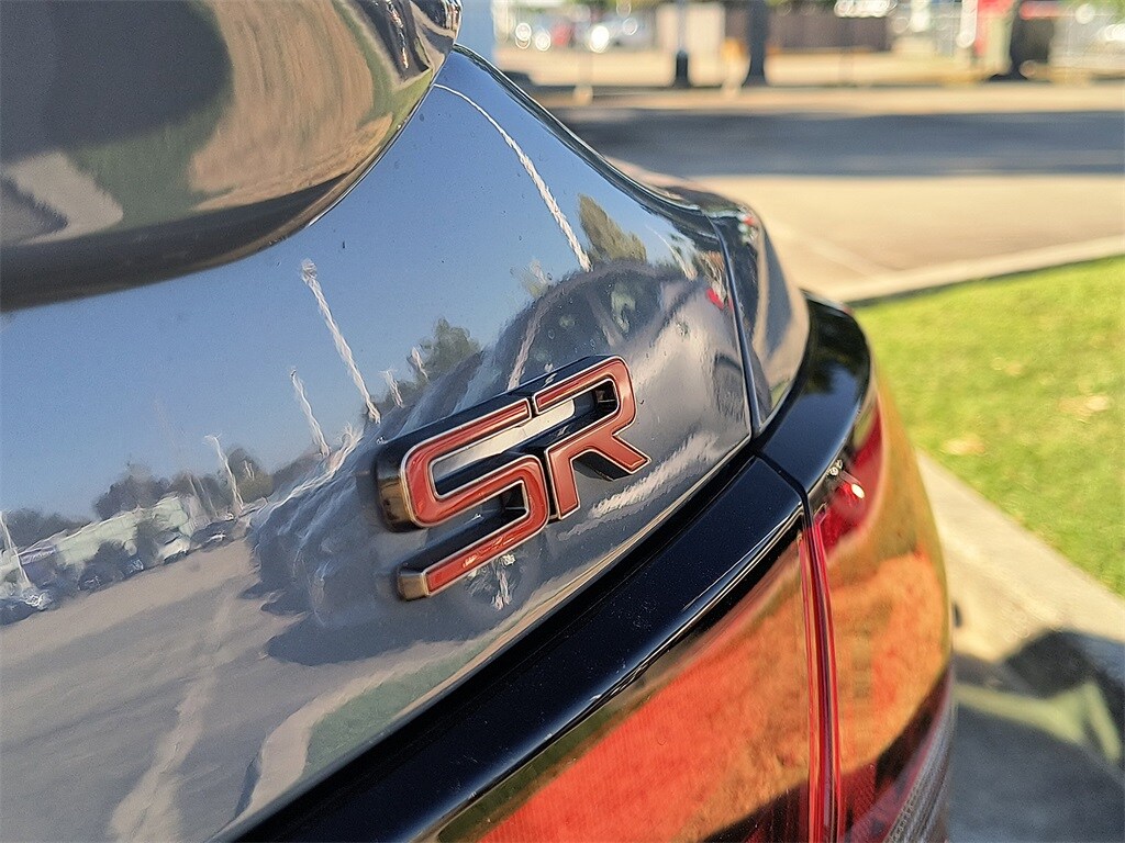 2025 Nissan Sentra SR photo 4