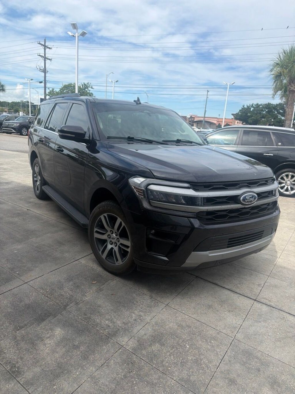 Used 2024 Ford Expedition XLT SUV