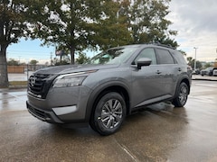 2025 Nissan Pathfinder SV SUV