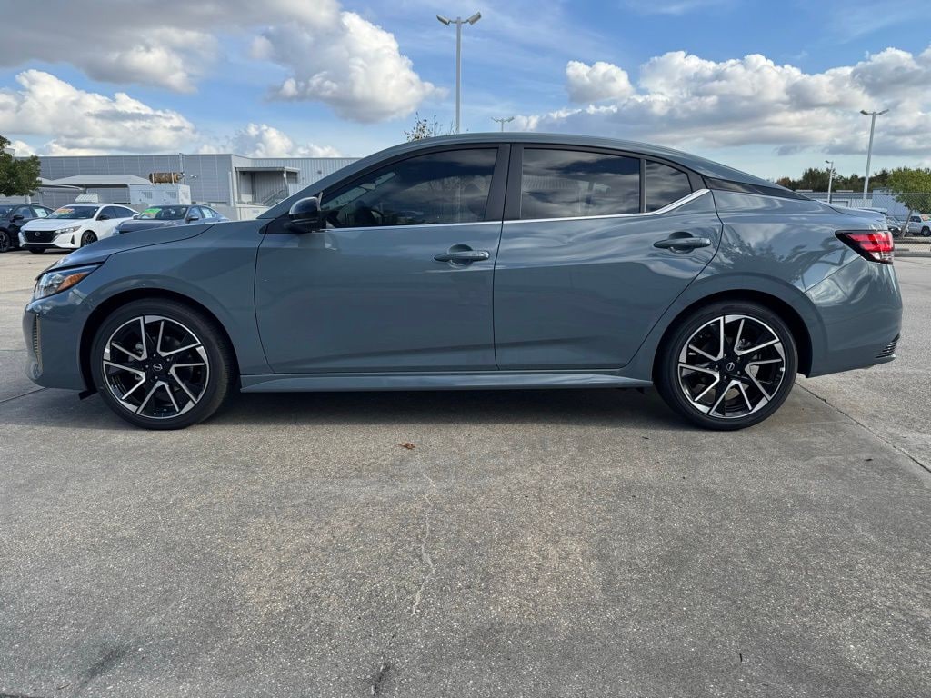 New 2025 Nissan Sentra SR Sedan