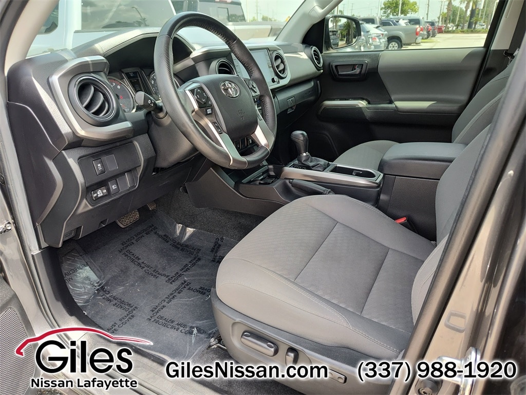 Used 2022 Toyota Tacoma SR5 with VIN 3TYAZ5CN0NT016044 for sale in Lafayette, LA