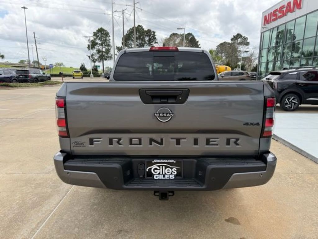 New 2026 Nissan Frontier SV Truck