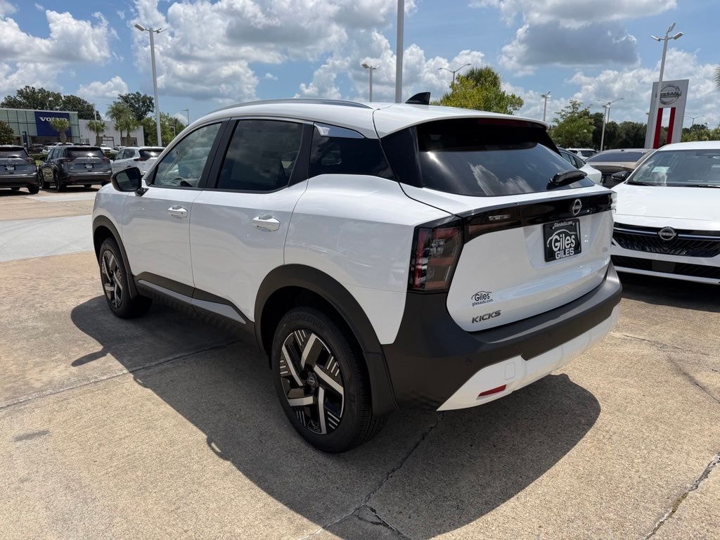 New 2026 Nissan Kicks SV SUV