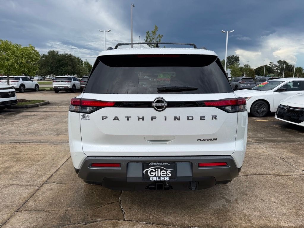 New 2026 Nissan Pathfinder Platinum SUV