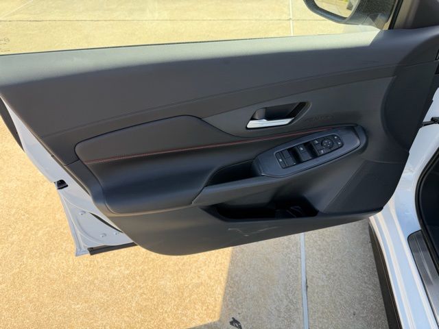 2026 Nissan Sentra SR - Photo 13