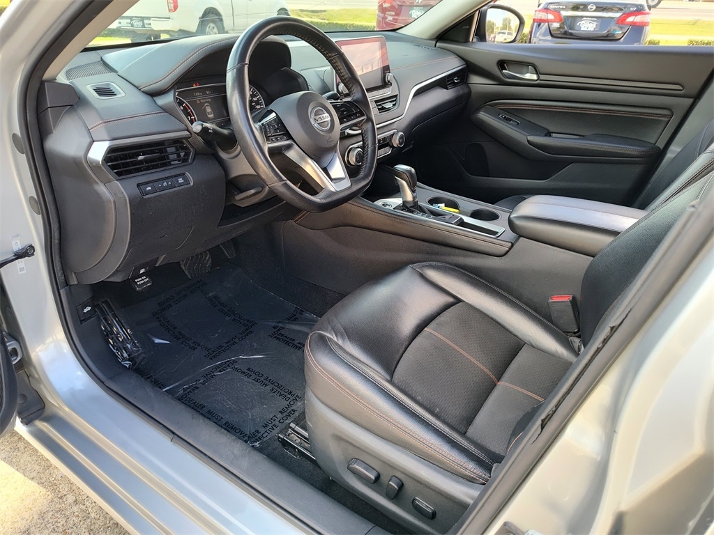 Used 2021 Nissan Altima 2.0 SR Sedan