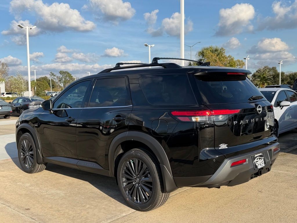 New 2026 Nissan Pathfinder SL SUV