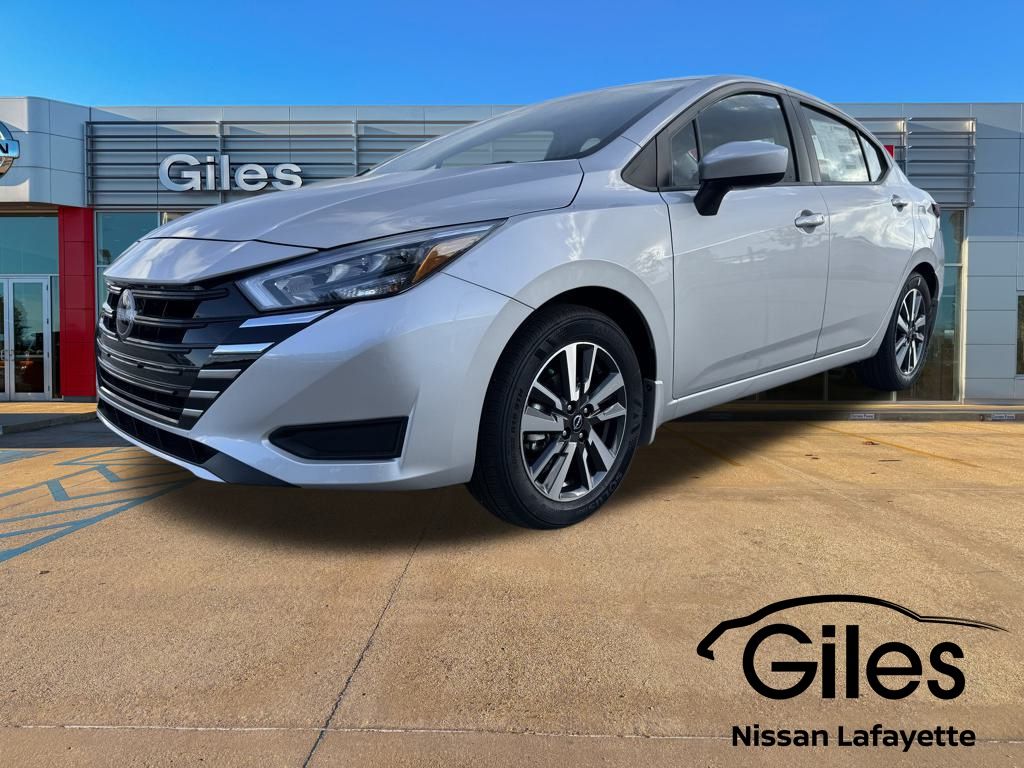 2025 Nissan Versa SV's photo